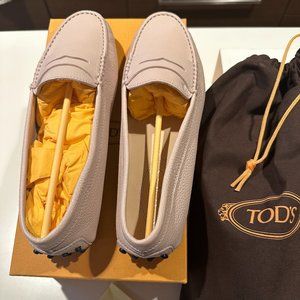 Tod's gommino loafers
